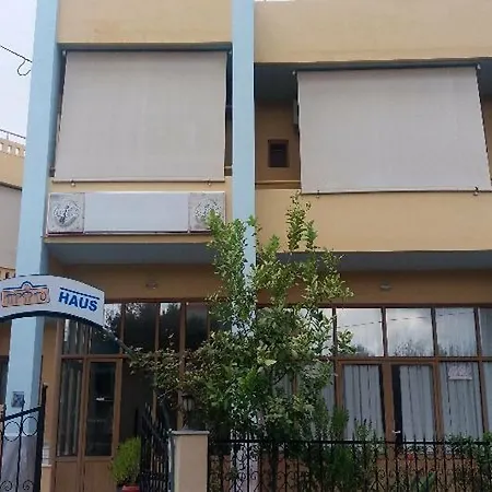 Proto House Apartment